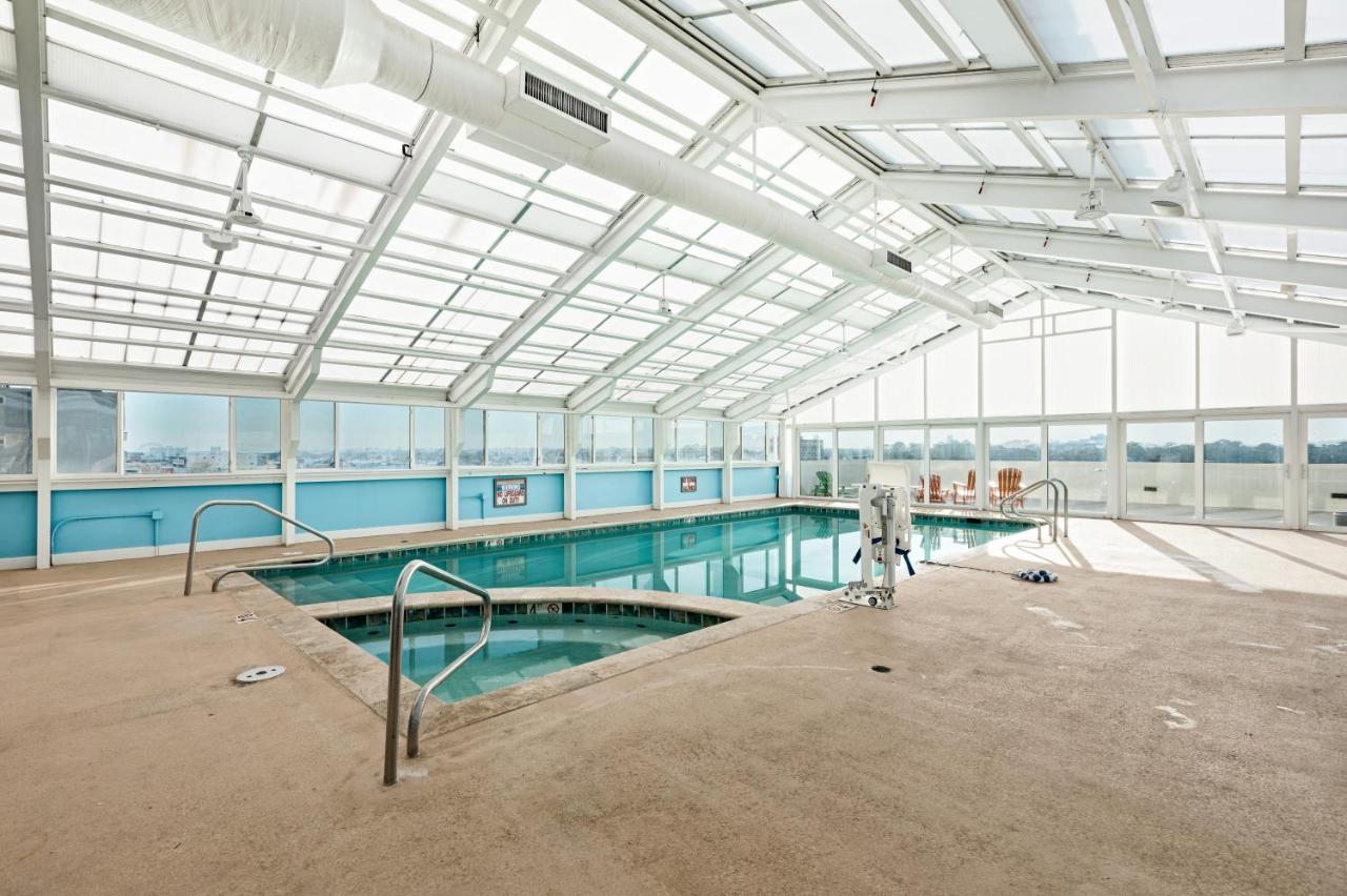 Ocean Sands Resort, Oceanfront, Virginia Beach By Vacatia Exterior foto