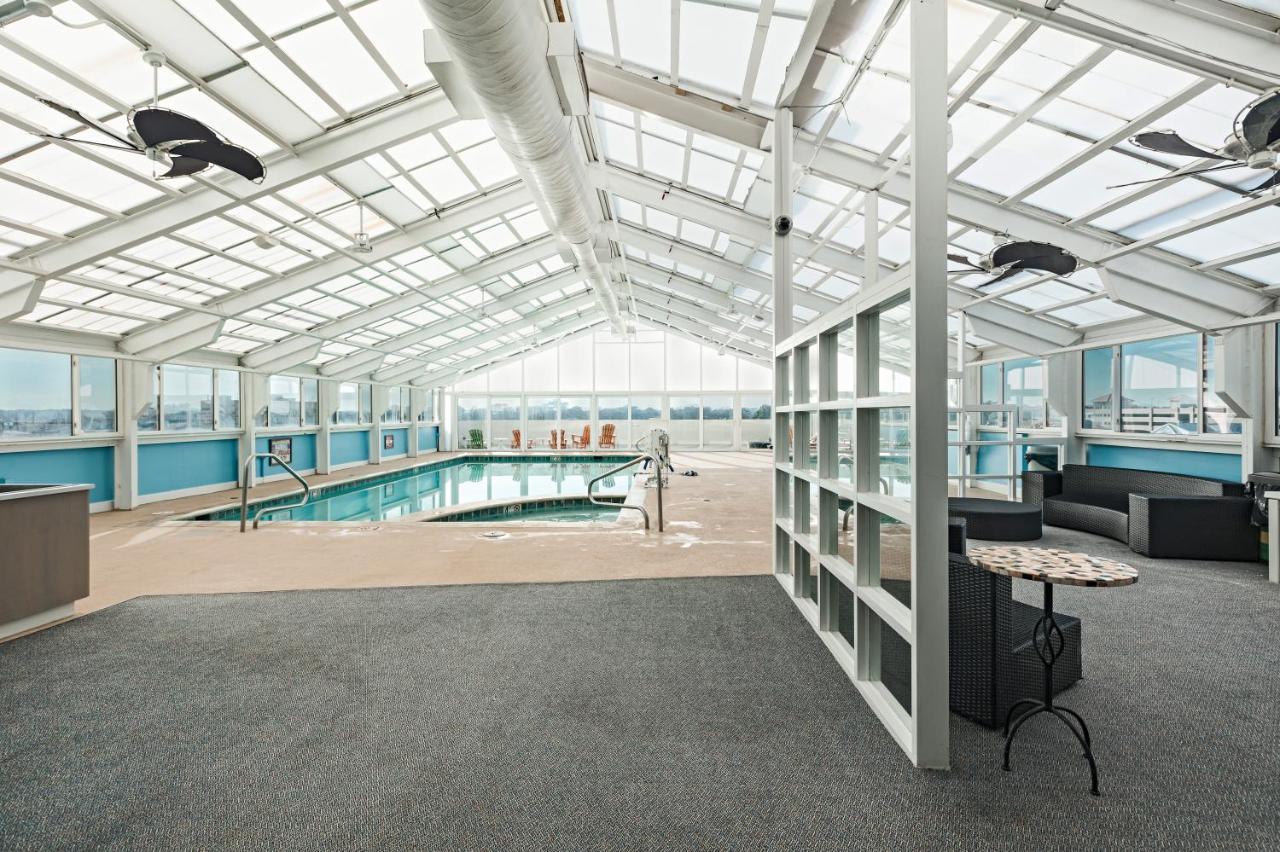 Ocean Sands Resort, Oceanfront, Virginia Beach By Vacatia Exterior foto